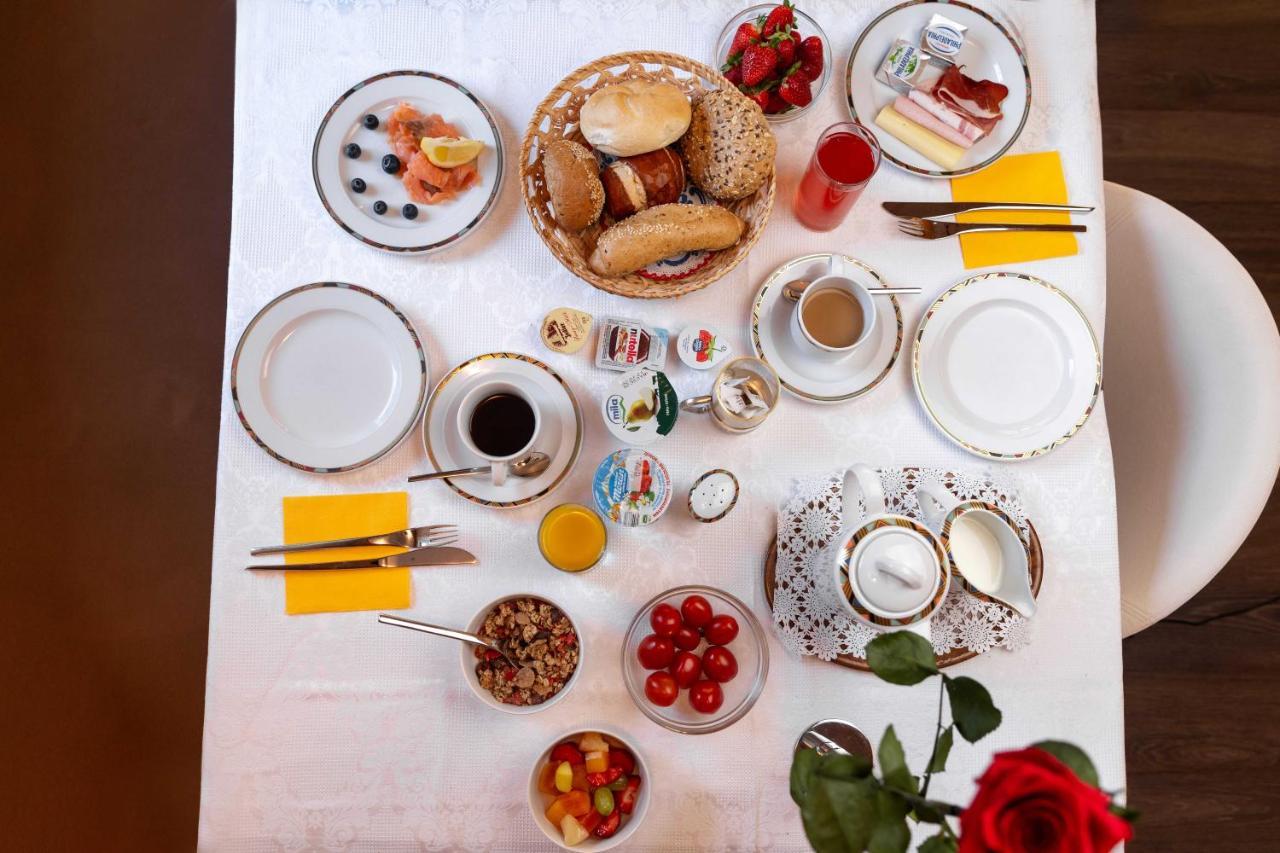 Garni Guenther Couette-café 3*